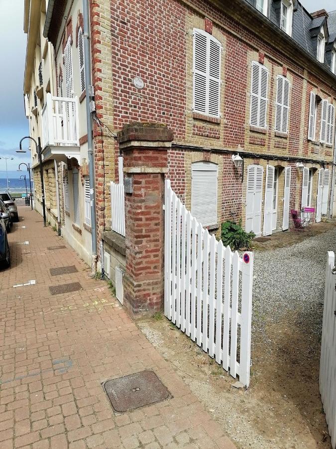 Le Cottage De Gabriel Front De Mer Вилер-сюр-Мер Екстериор снимка